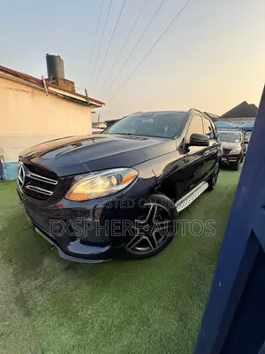 Mercedes-Benz GLE-Class 2018 Blue