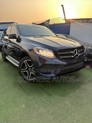 Mercedes-Benz GLE-Class 2018 Blue