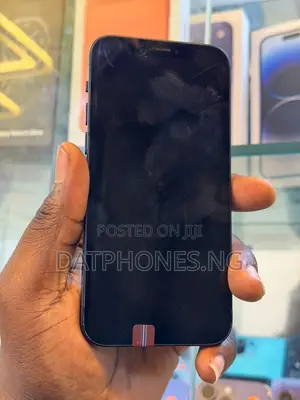 Apple iPhone 12 64 GB Black