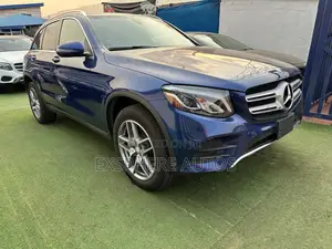 Mercedes-Benz GLC-Class 2017 Blue