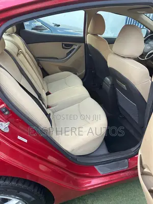 Hyundai Elantra 2011 Red