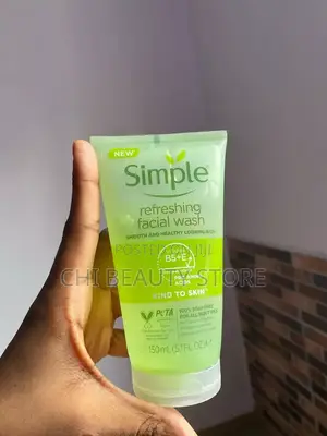 Simple Moisturizing Face Wash