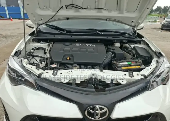 Toyota Corolla 2017 White