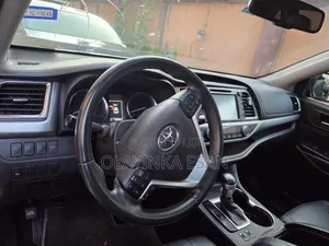 Toyota Highlander 2015 Gray
