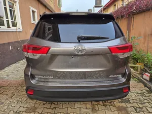 Toyota Highlander 2015 Gray