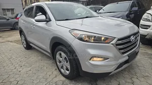 Hyundai Tucson 2018 Silver