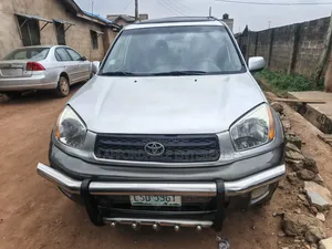 Toyota RAV4 2004 Silver