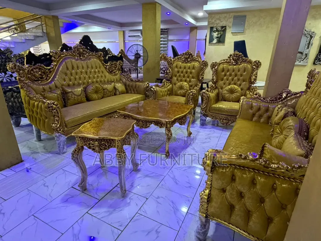 10 Seaters Sofa With Centre Table and 2 Stools