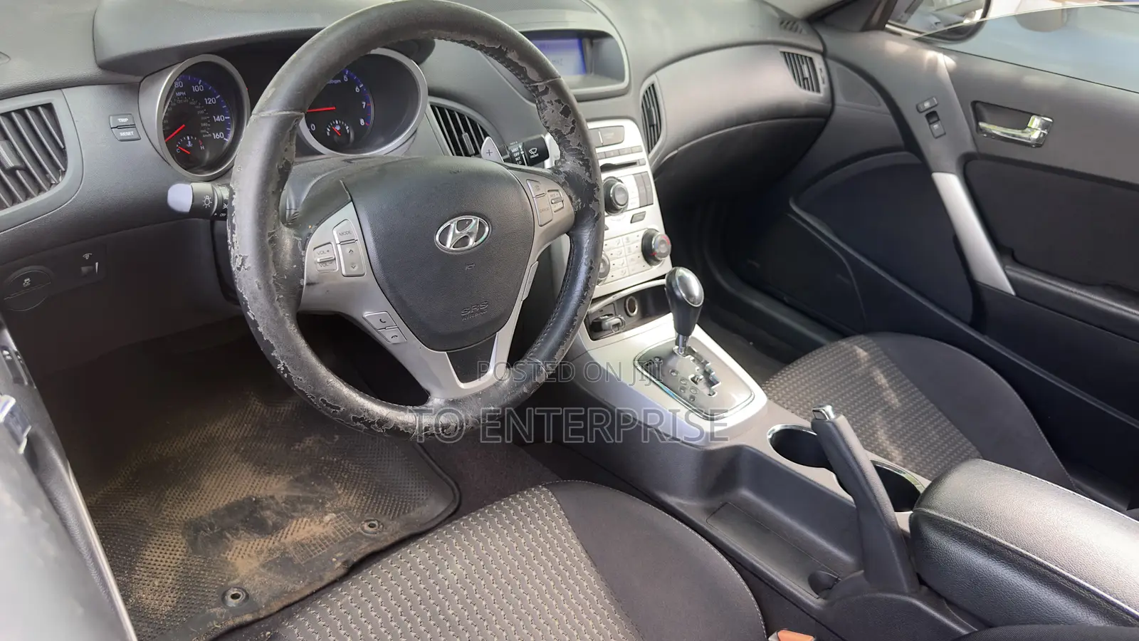 Hyundai Genesis 2011 Silver