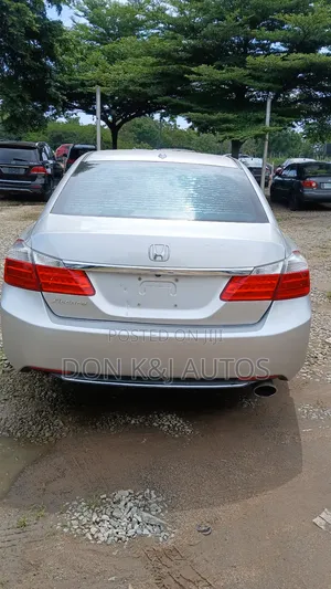 Honda Accord 2.0 Sedan 2012 Silver