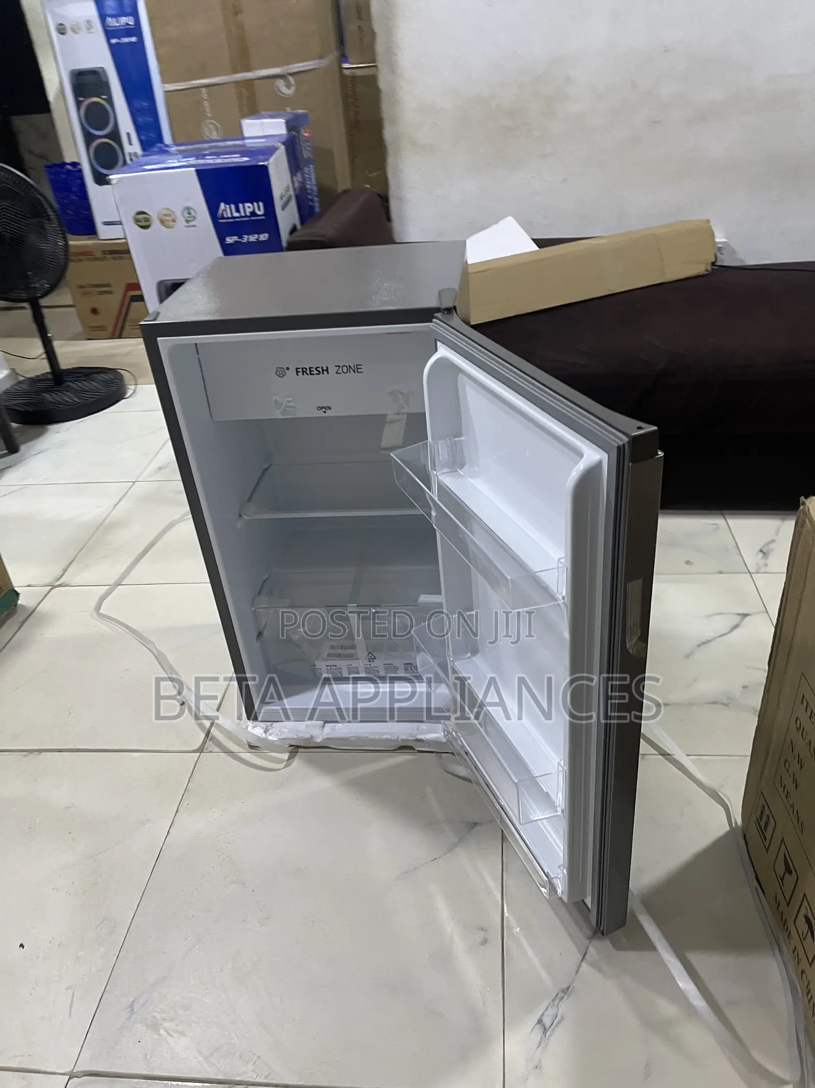 Hisense Compact Kitchen Refrigerator