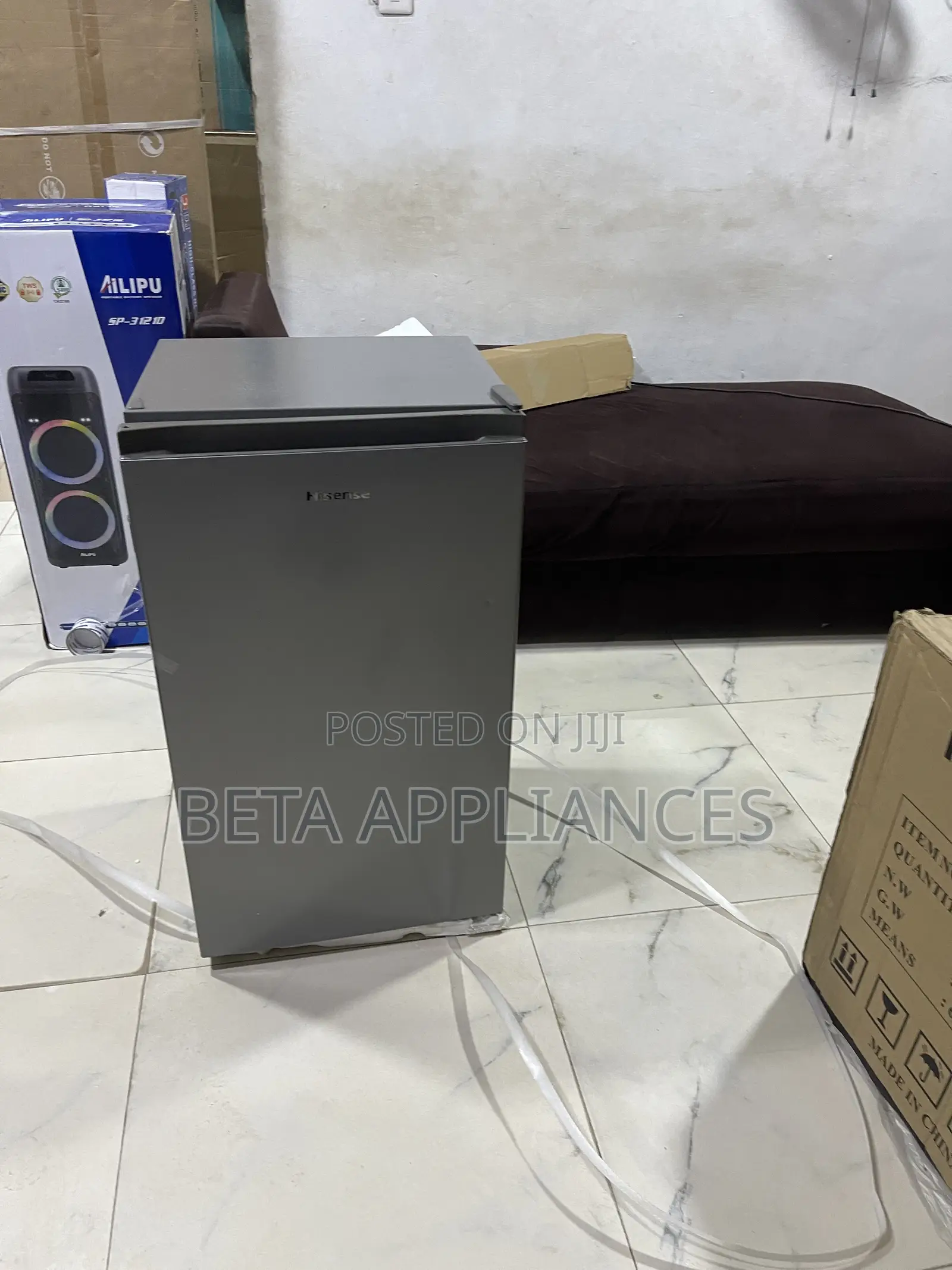Hisense Compact Kitchen Refrigerator