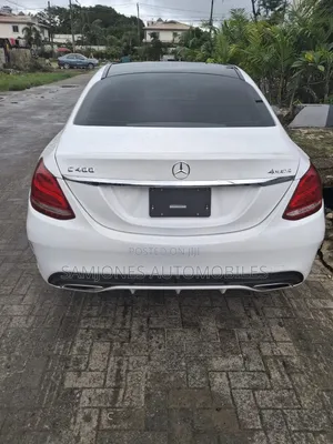Mercedes-Benz C400 4Matic AWD Sedan (3.0L V6 7A) 2015 White