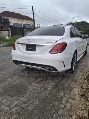 Mercedes-Benz C400 4Matic AWD Sedan (3.0L V6 7A) 2015 White