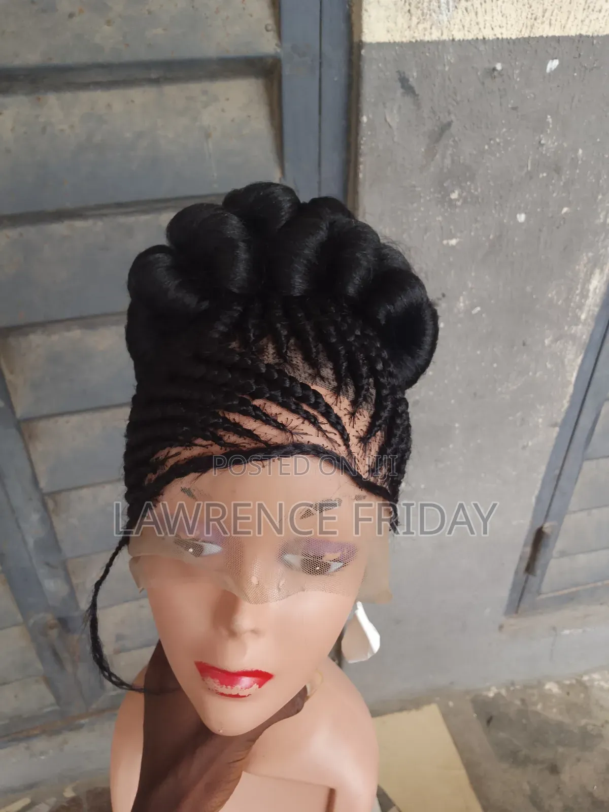 Half Frontal Styling