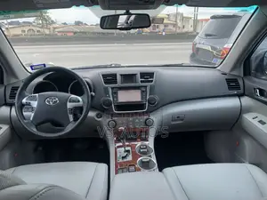 Toyota Highlander 2013 White