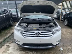 Toyota Highlander 2013 White