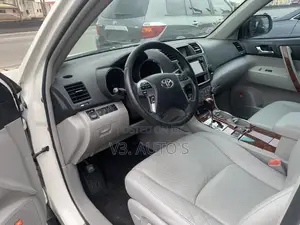 Toyota Highlander 2013 White
