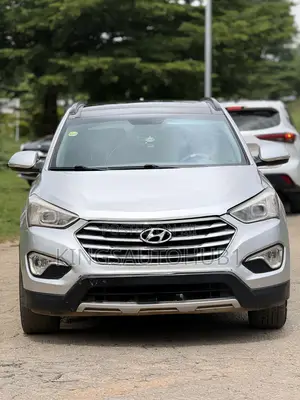 Hyundai Santa Fe Limited 4dr SUV (3.3L 6cyl 6A) 2015 Silver