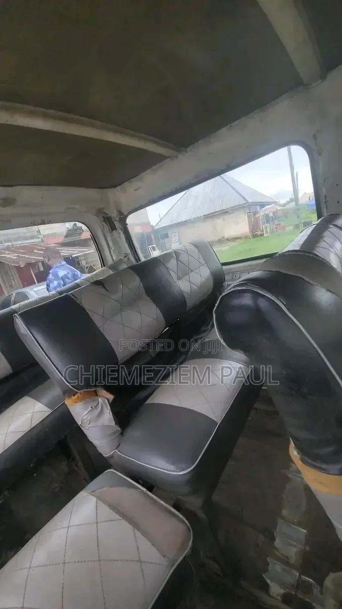 Nissan Caravan (Urvan) 2008 White