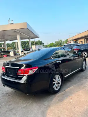 Lexus ES 350 2011 Black