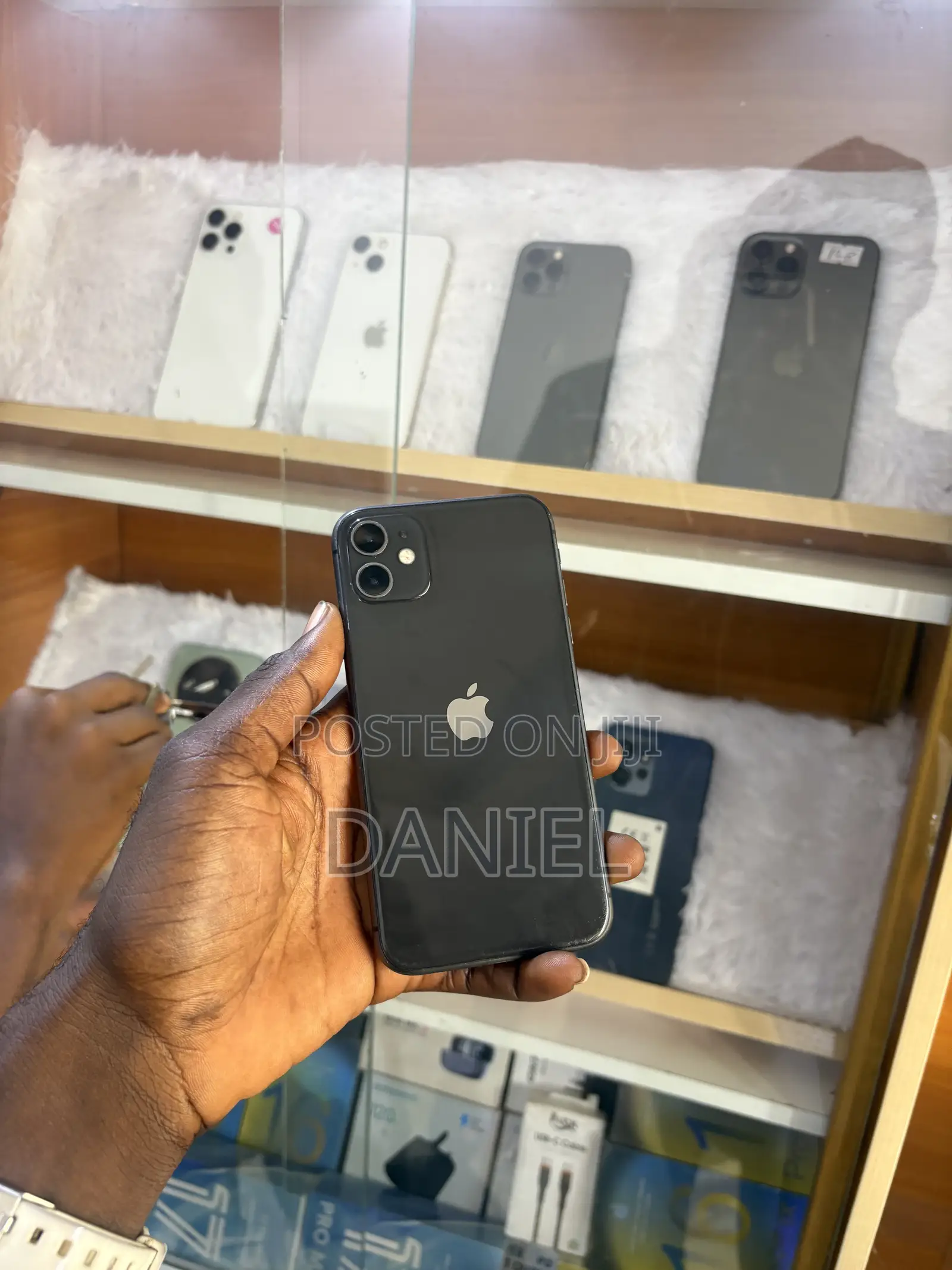 Apple iPhone 11 64 GB Black