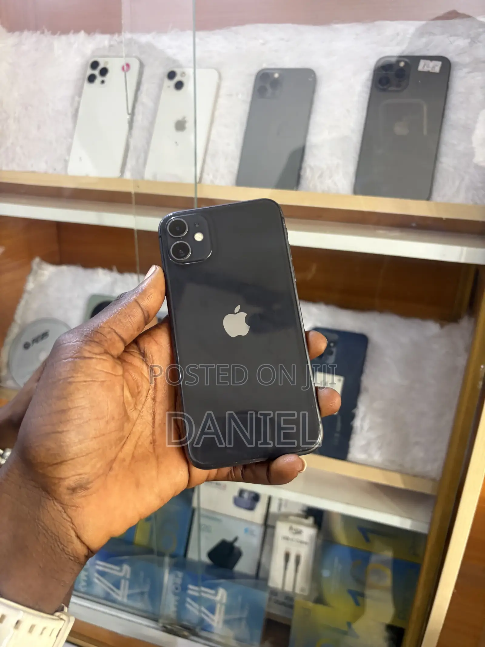 Apple iPhone 11 64 GB Black