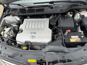 Toyota Venza AWD 2010 Silver