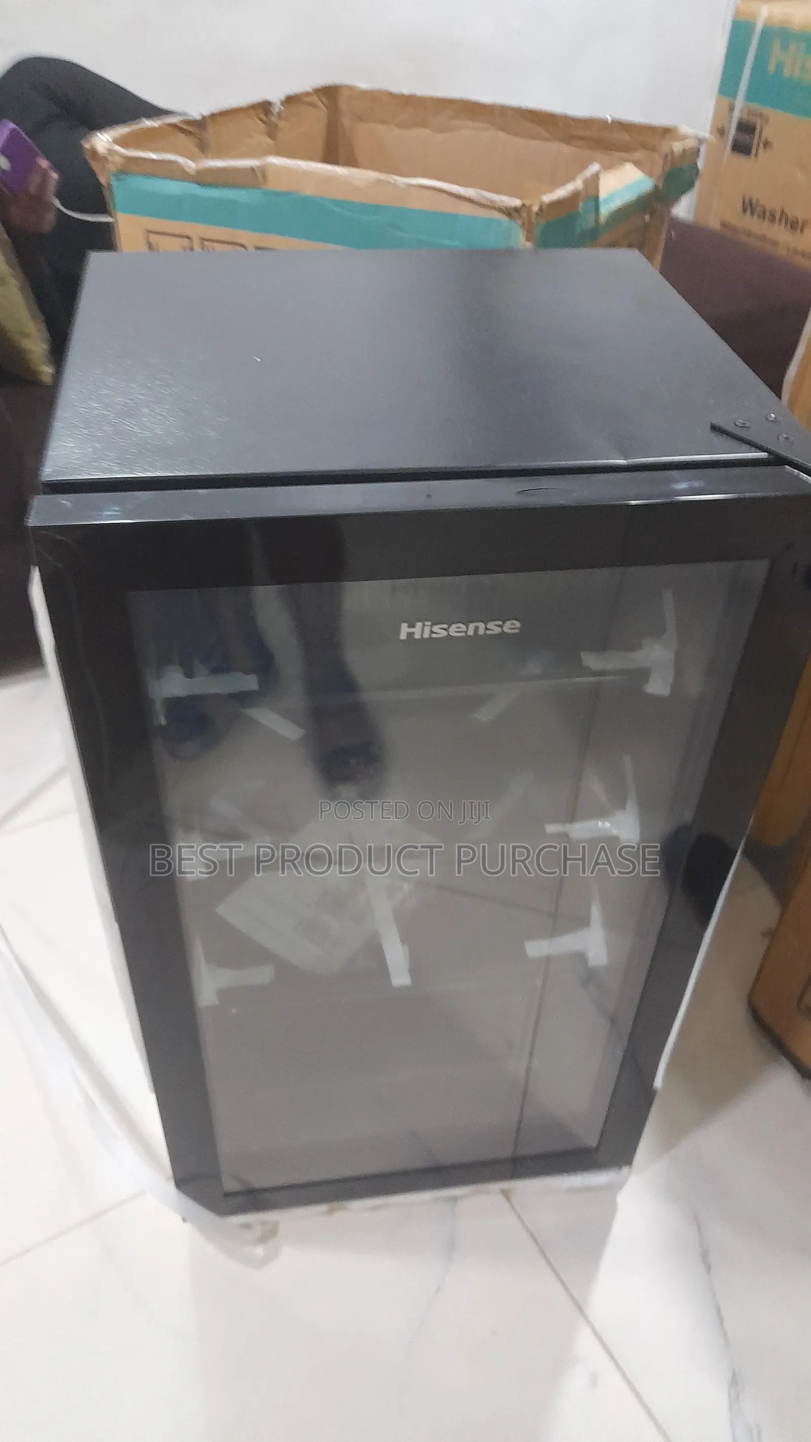 Hisense JC-94 Mini Beverage Fridge