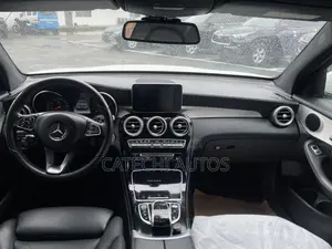 Mercedes-Benz GLC-Class 2018 White