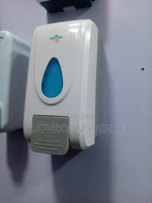 Bold White Manual Liquid Soap Dispenser (001)