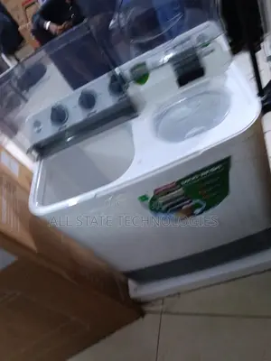 Compact Syinix Top Loader Washing Machine