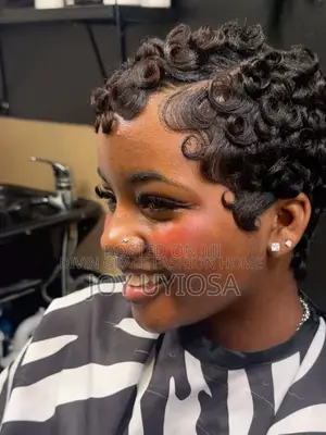 Luxury Hairs