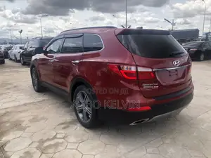 Hyundai Santa Fe 2015 Red