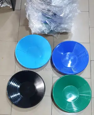 Gold Pawning Pan (15")