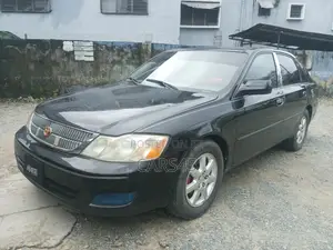 Toyota Avalon 3.0 2000 Black