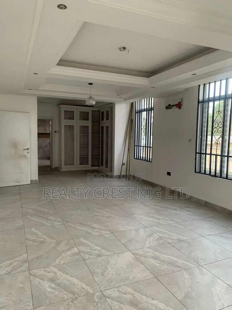 5bdrm Duplex in Ikeja GRA for rent