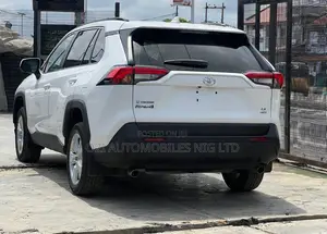 Toyota RAV4 2020 White