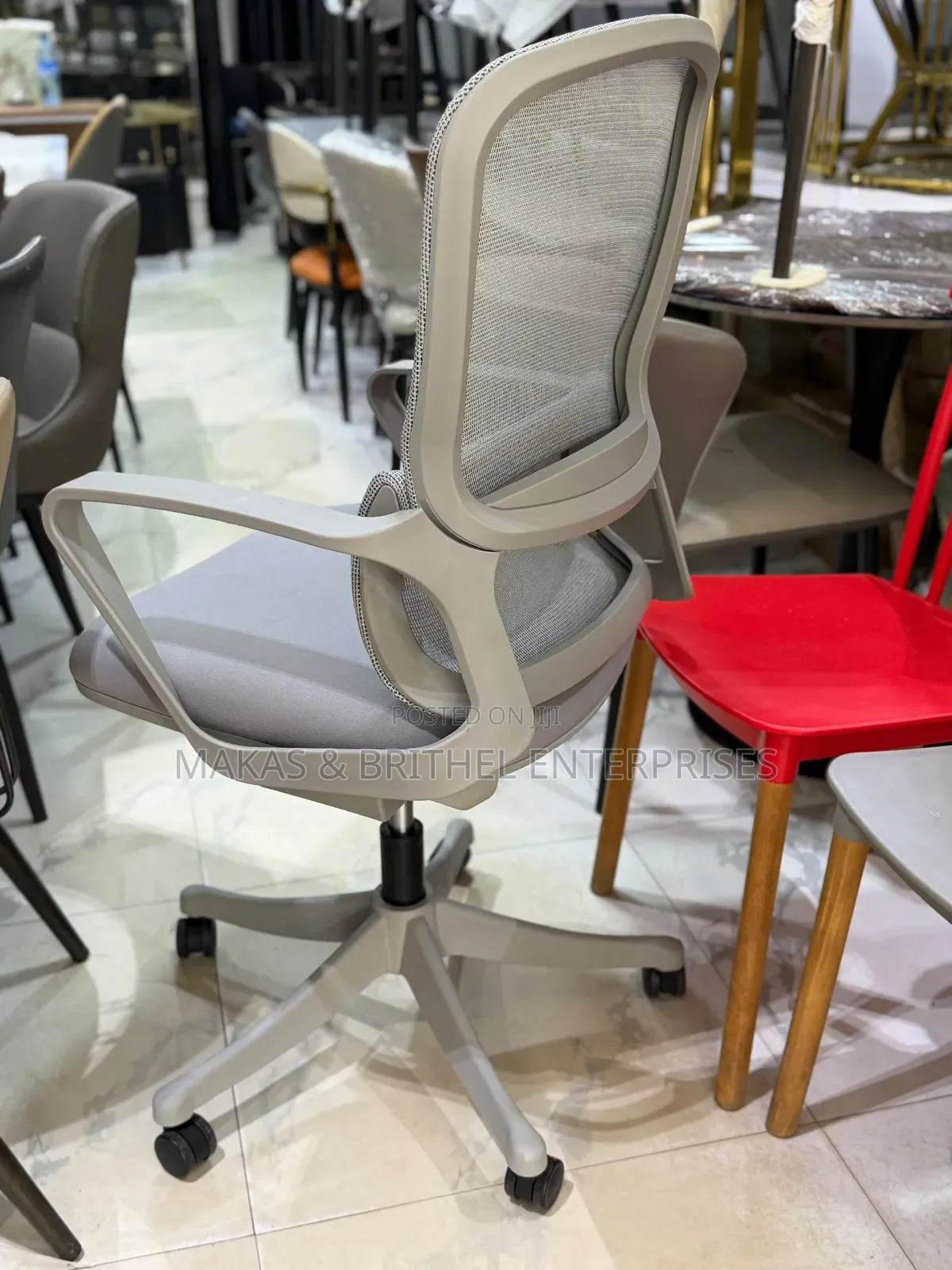 Swivel Mesh Office Chair