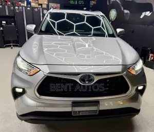 Toyota Highlander XLE AWD 2020 Silver