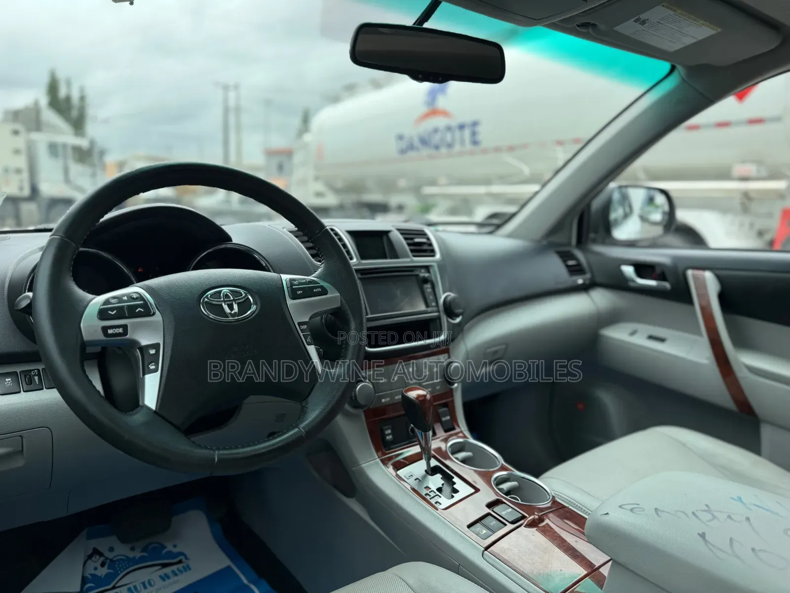 Toyota Highlander 2013 Off white