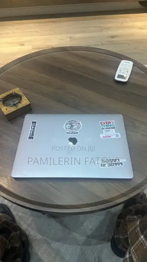 Laptop Apple MacBook Pro 2019 32GB Intel Core i9 SSD 512GB