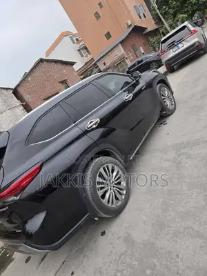 Toyota Highlander 2024 Black