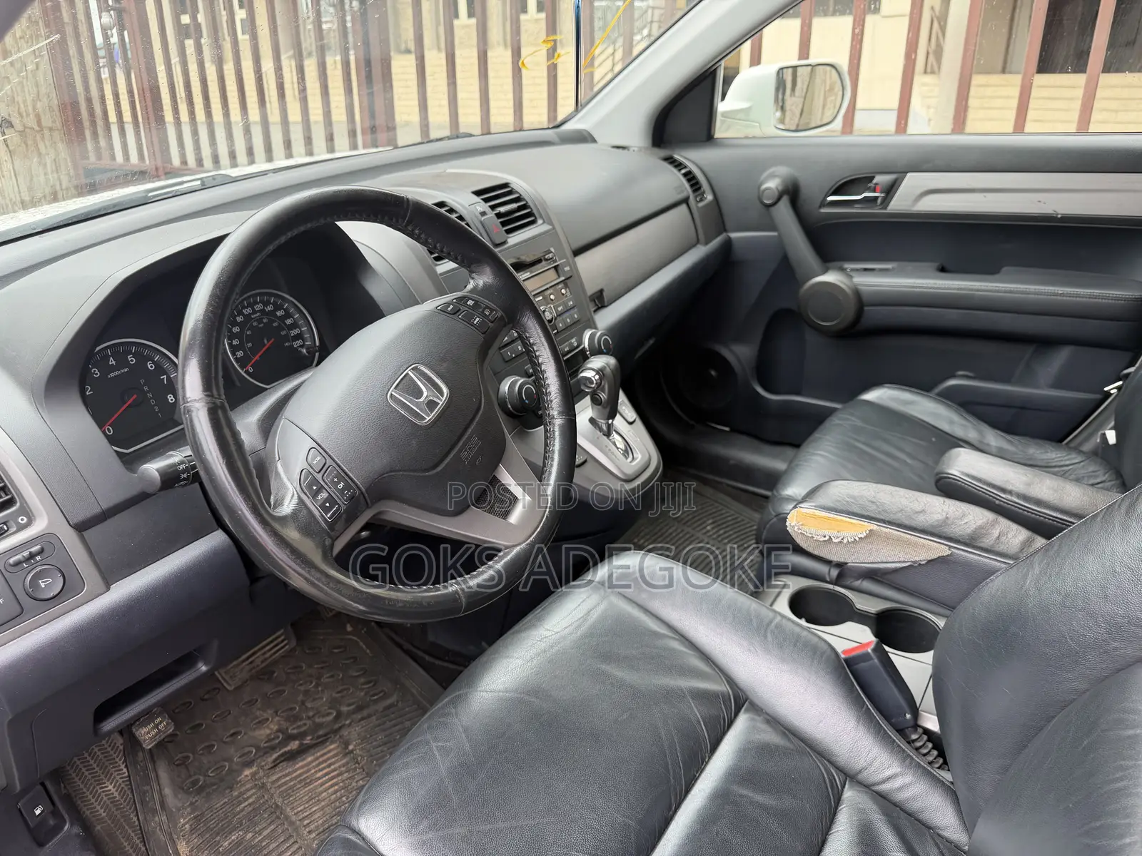 Honda CR-V 2011 White