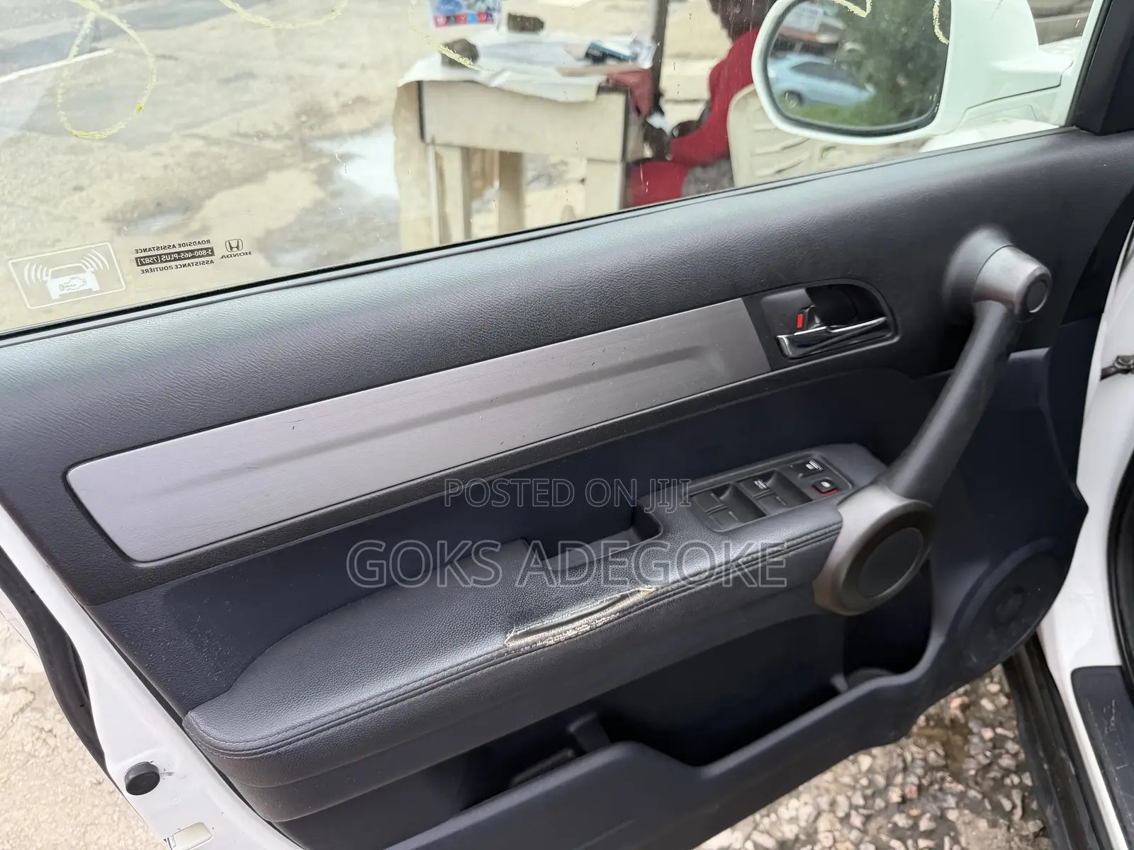 Honda CR-V 2011 White