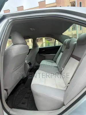 Toyota Camry 2014 Silver