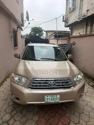Toyota Highlander 2008 Gold