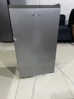 Hisense 90L Single Door Refrigerator 093DR – Frost Cooling, Silver Fin