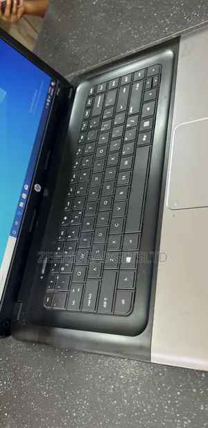 Laptop HP Pavilion 15-cs3063cl 6GB Intel Pentium SSD 128GB