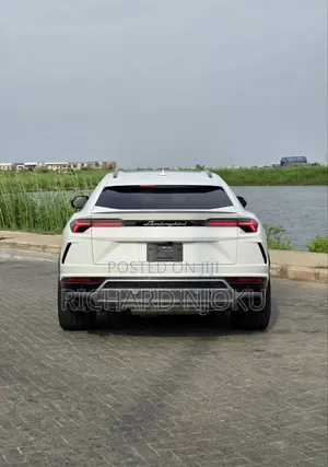 Lamborghini Urus Base 4dr AWD 2020 White